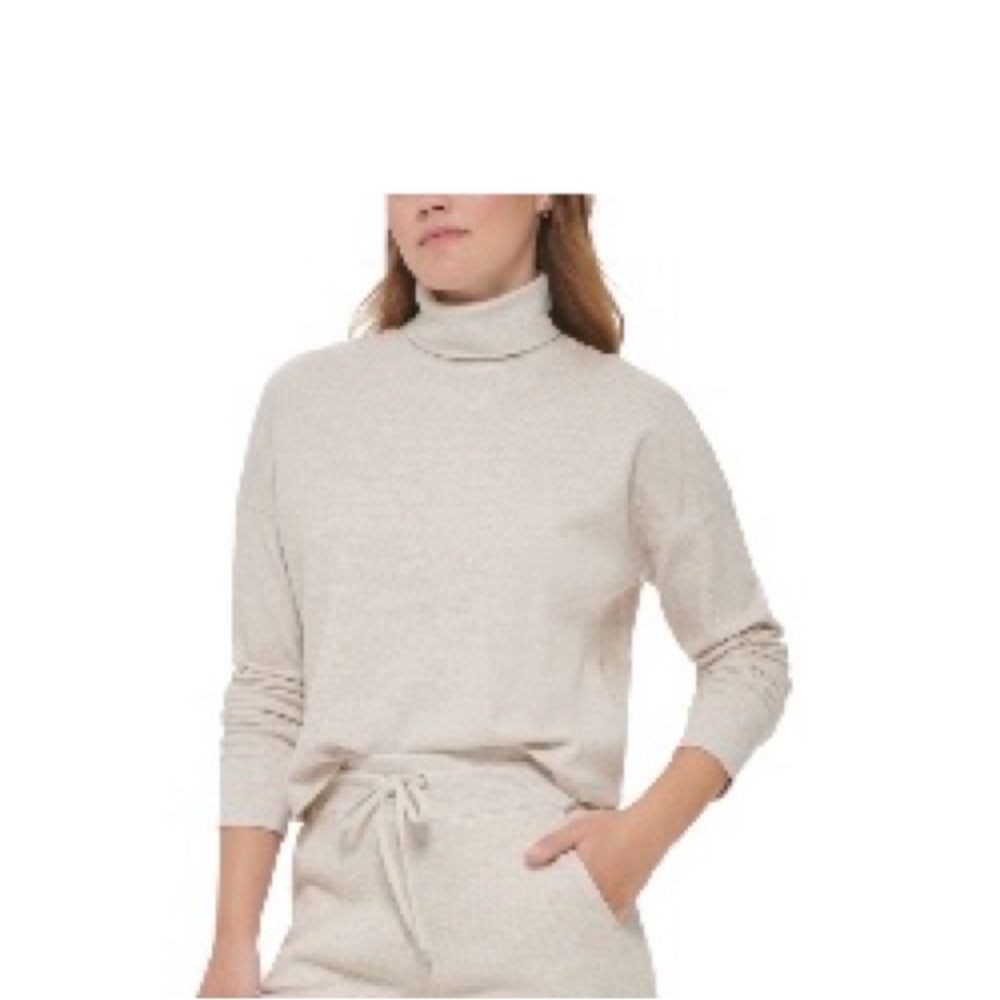 NWT Calvin Klein Performance Women's Long Sleeve Turtleneck - Beige Medium